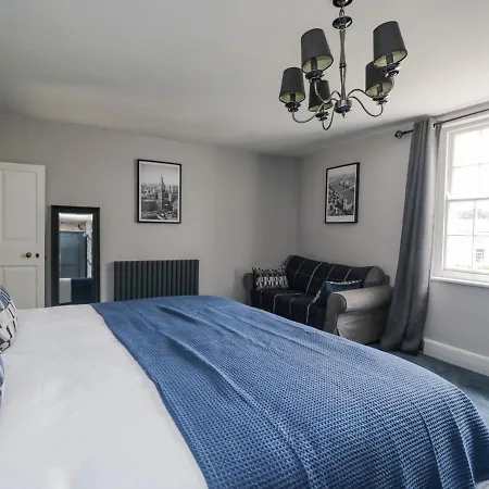 The Hollies Tatil Evi *